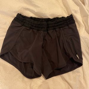 🍋LULULEMON SHORTS🍋
